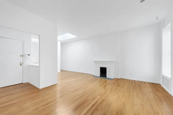 Rented by Douglas Elliman | media 2