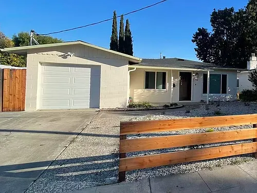 568 Madrone Ave Photo 1