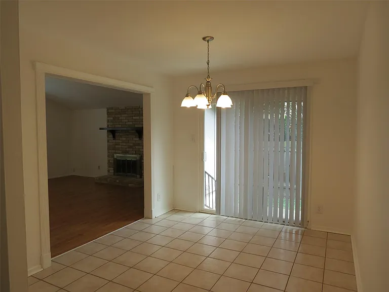 6803 Rearden Rd — Photo 7