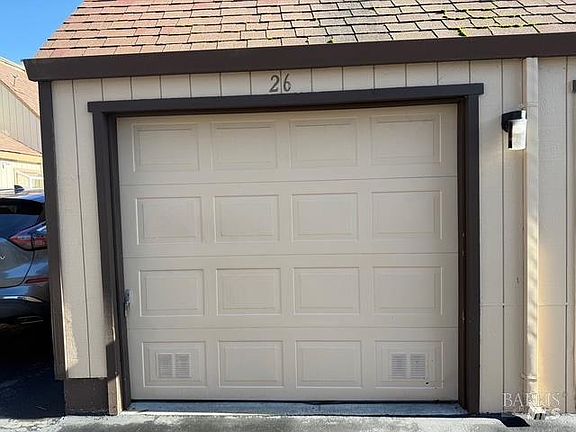2nd image of 1916 Knolls Drive