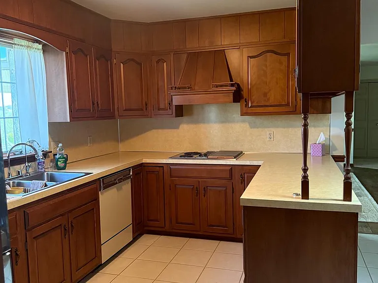 536 Springville Rd — Photo 4