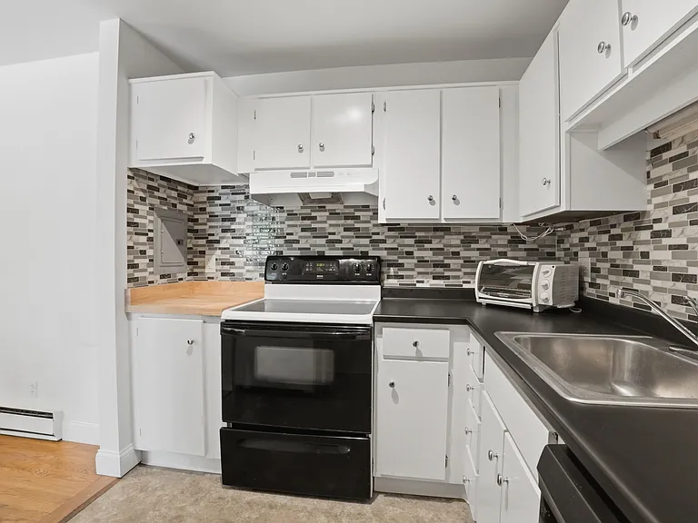 147 Milk St #18 — Photo 3