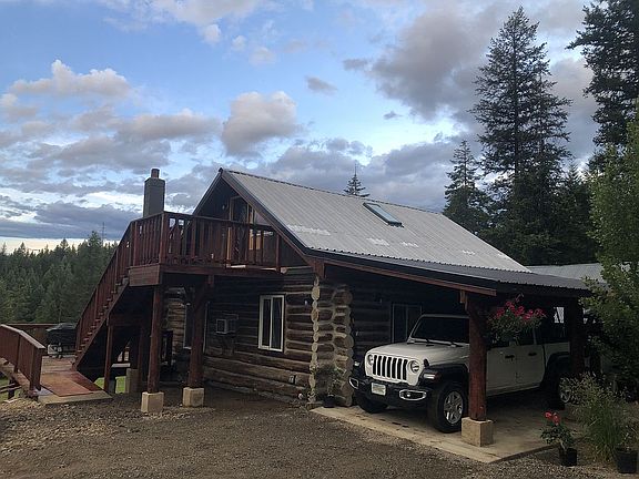 Spacious Carport