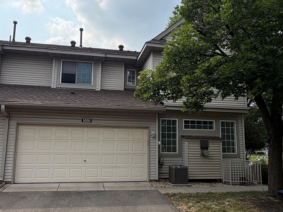 2nd image of 1056 Lovell Ave W