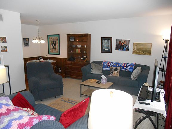 2nd image of 75 Old Mill Dr Unit 21