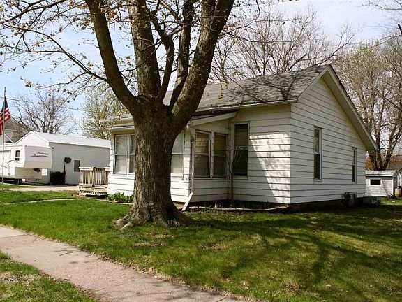 2nd image of 715 N 5th Ave