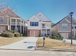 568 Shadow Valley Ct, Lithonia, GA 30058