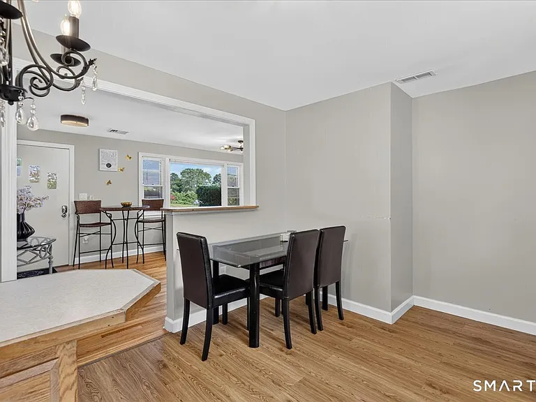 440 Evergreen Ave — Photo 8