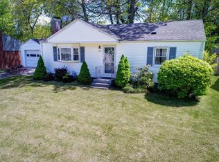 205 W Allen Ridge Rd, Springfield, MA 01118