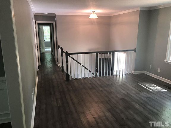 3rd image of 2627 Cedar Creek Dr
