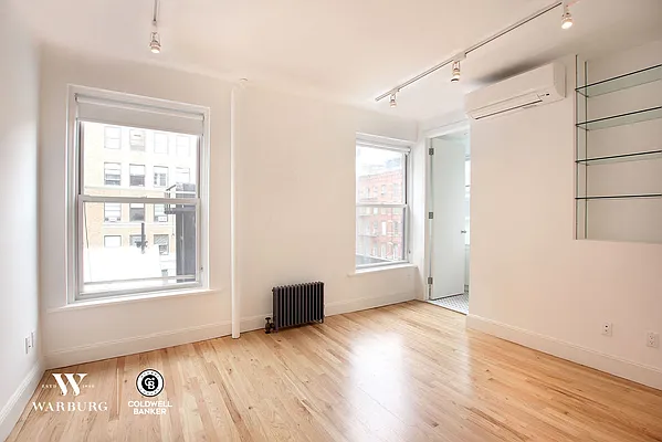 Rented by Warburg | media 14