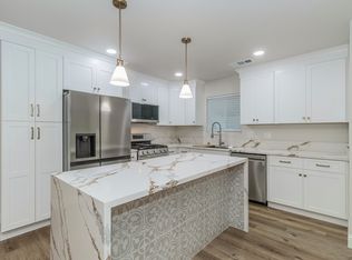 1281 Union St APT D, Kingsburg, CA 93631