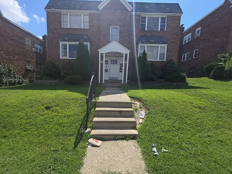 8314 Pickering Ave #2 — Photo 3