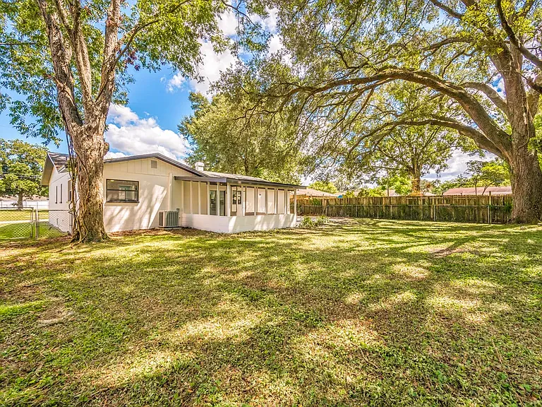 512 Donna Dr — Photo 20