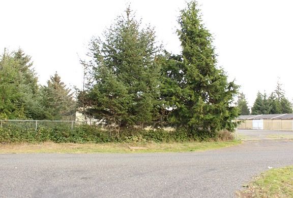 4th image of 30 Hale Ave