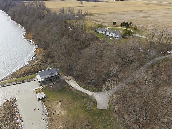 2nd image of 648 Front Rd