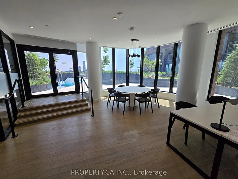 1185 Dupont St #316 — Photo 25