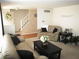 4th image of 970 Ruskin Dr