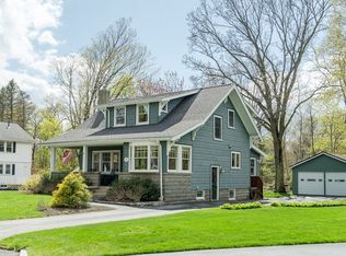 15 Fletcher Rd, Woburn, MA 01801