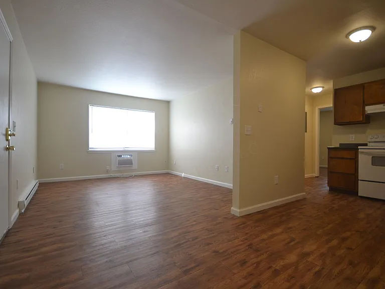 511 Church St — Photo 23