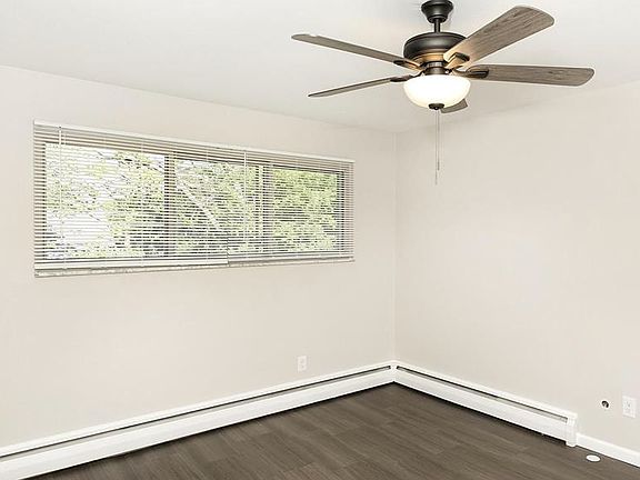 5th image of 3330 Greenfield Rd APT 7