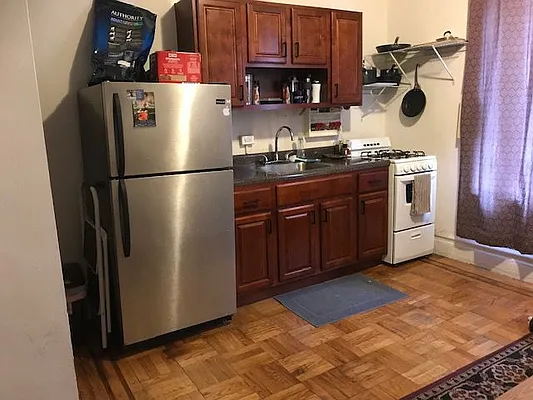 Rented by Nooklyn NYC LLC | media 7