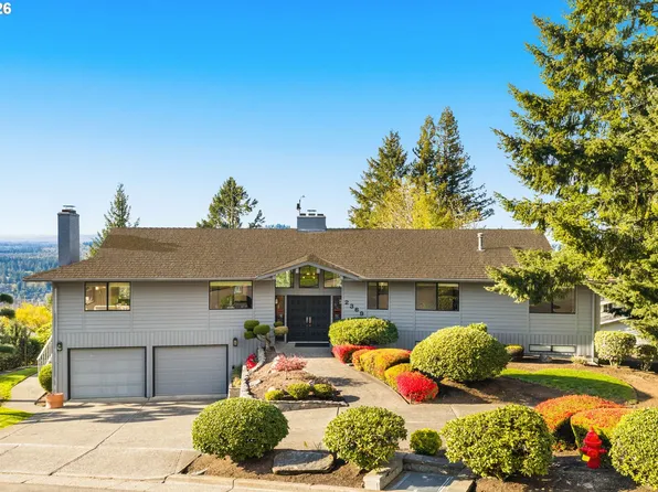 2369 Palisades Crest Dr, Lake Oswego, OR 97034