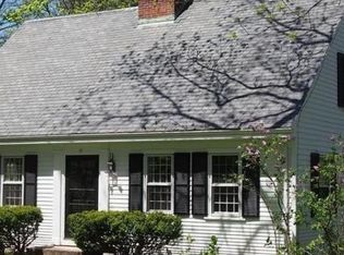 17 Elm St, Amherst, MA 01002