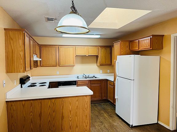 3rd image of 7017 Pickford Ct