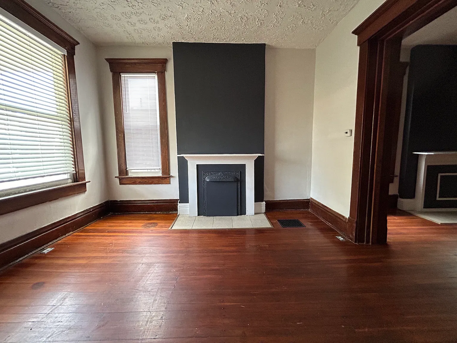 1239 Fair Ave — Photo 2