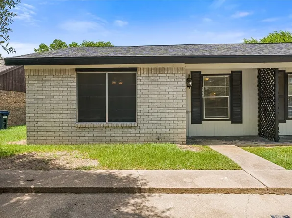 1417 Hillside Dr, College Station, TX 77845