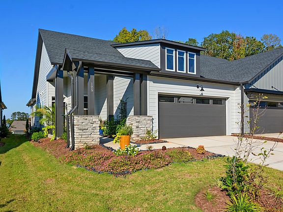 2nd image of 125 Prospect Pl