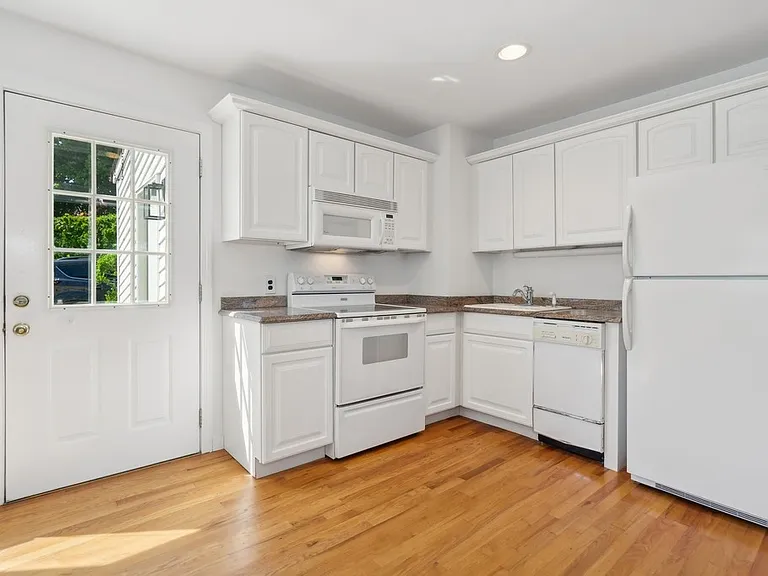 45 Williams Way — Photo 17