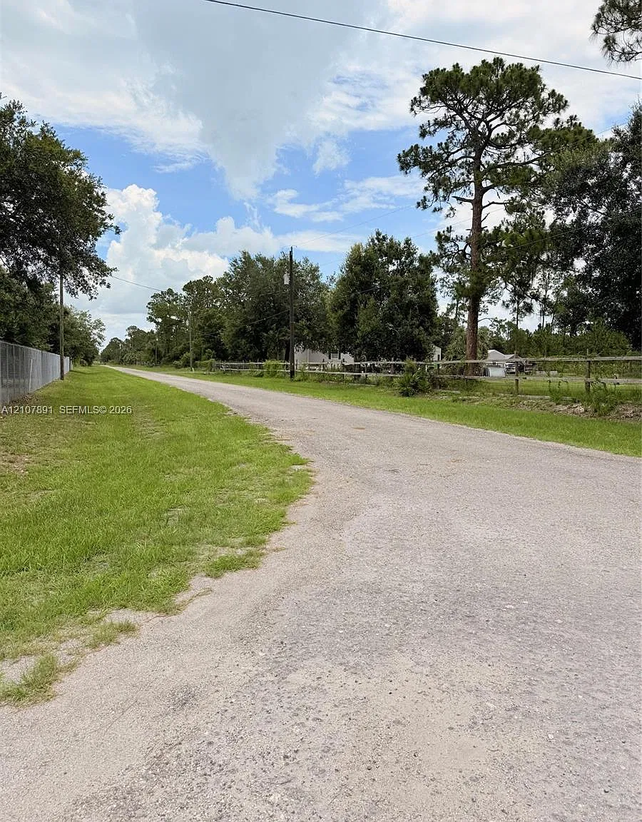 3 bed, 2.0 bath, $1,800 — Photo 3