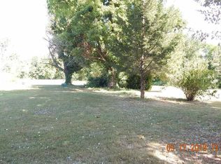 3764 Lakeview Church Rd, Benton, KY 42025