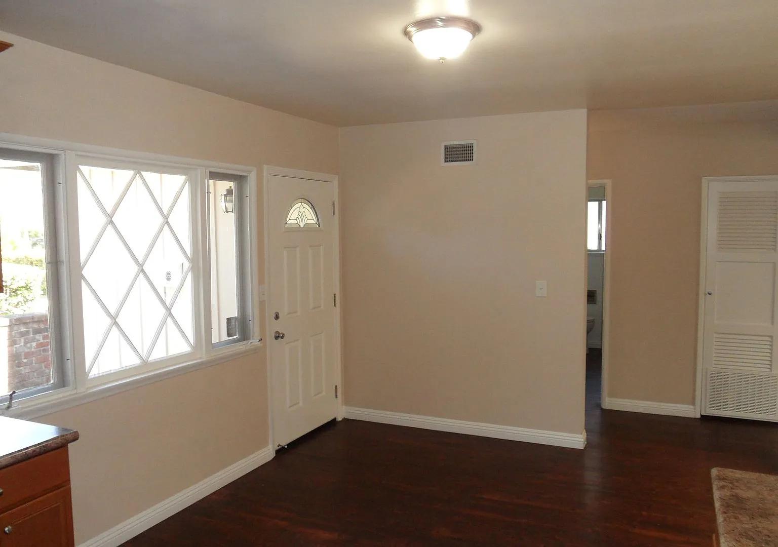 Single Story 4BR 2BA Home 2 Car Garage — Photo 4