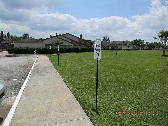 35200567_3
