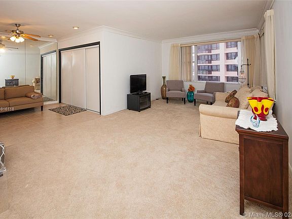 5th image of 5255 Collins Ave APT 5B