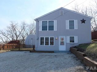 556 Hillcrest Ter, Creve Coeur, IL 61610