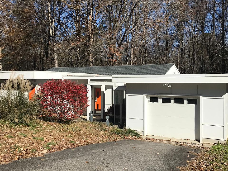 1st image of 1607 White Cedar Ln