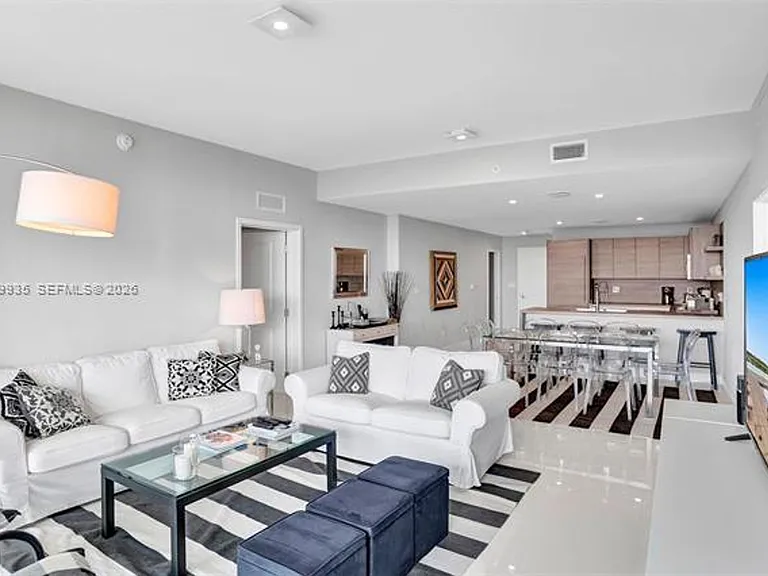 400 Sunny Isles Blvd #2021 — Photo 12