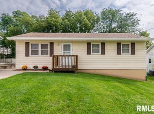 102 Girard St, Port Byron, IL 61275