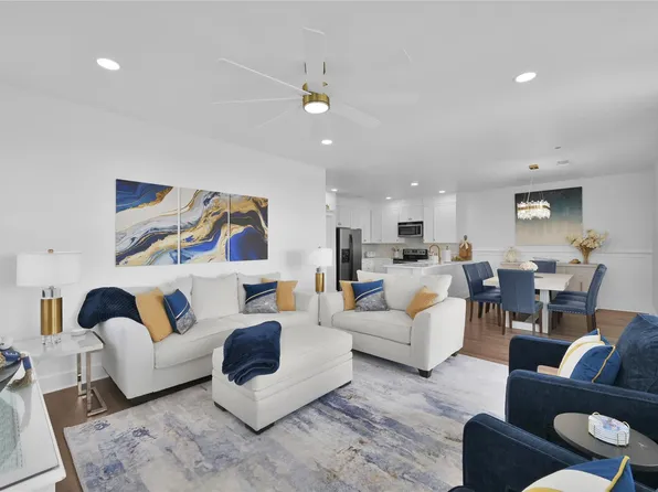 26421 Cat Tail Dr Unit 203, Galveston, TX 77554