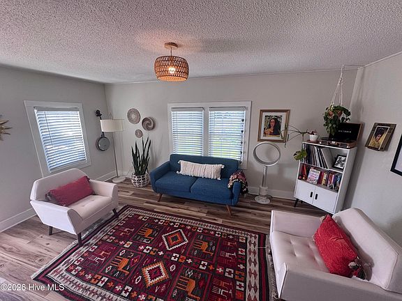 3rd image of 109 Carteret Avenue
