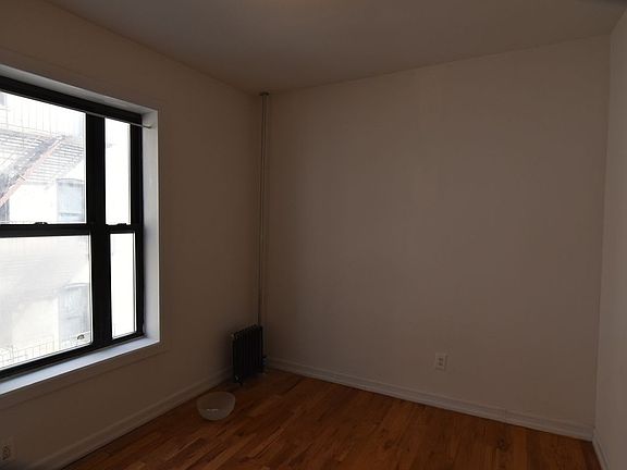3rd image of 29 E 17th St #3A