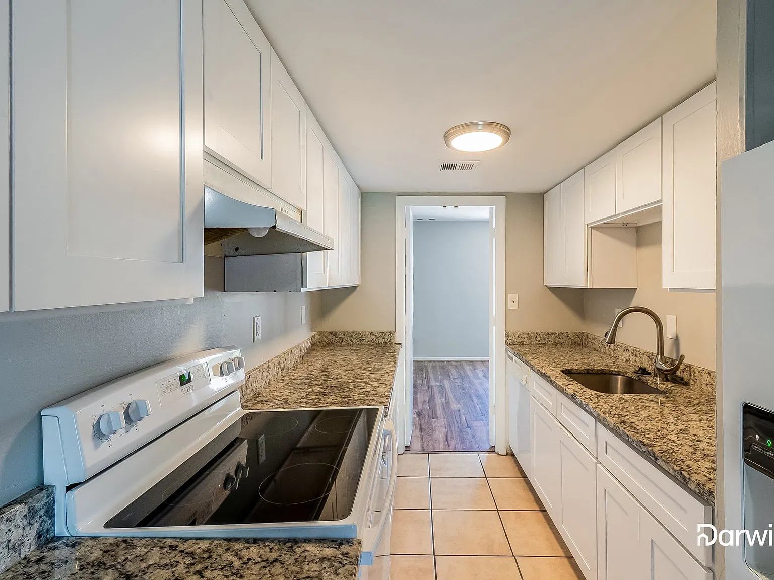 3 bed, 2.0 bath, 1224 sqft, $2,350 — Photo 2