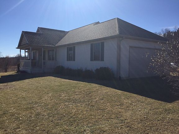 2 car garage 24' X 22'