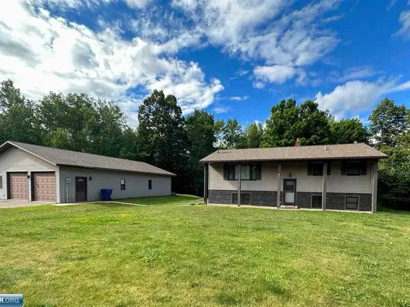 11999 Lindquist Rd, Hibbing, MN 55746