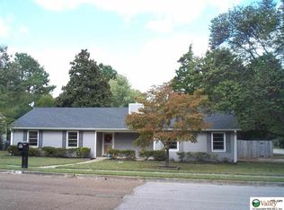 1001 Sharpsburg Dr SE, Huntsville, AL 35803