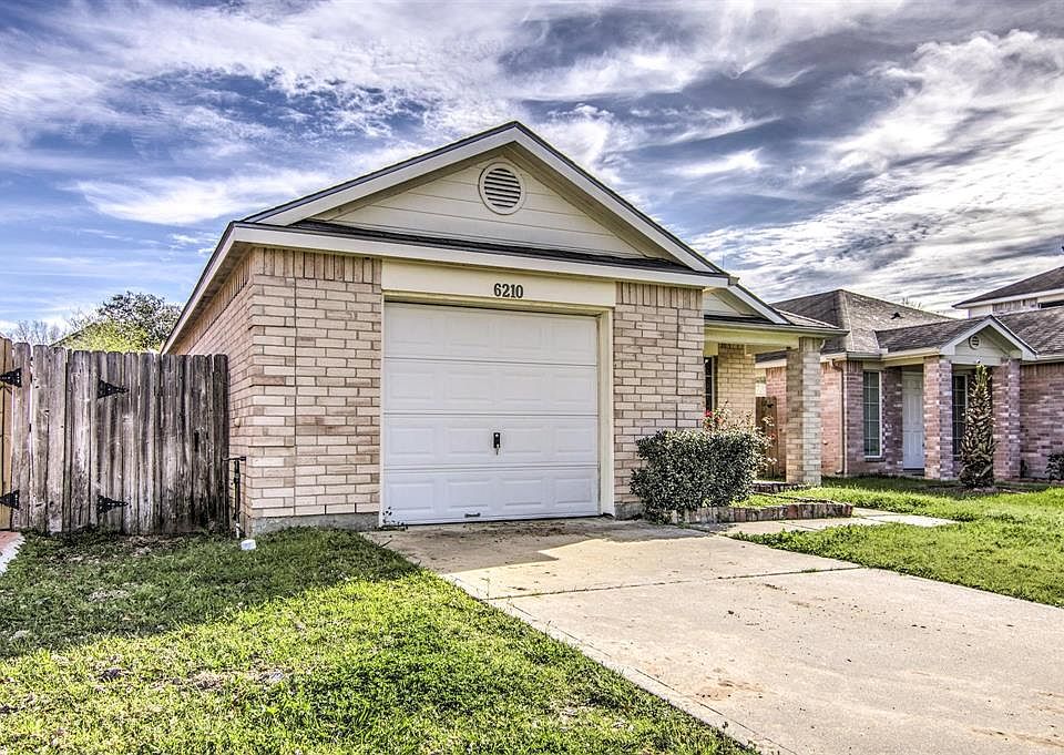 1st image of 6210 Cottage Pines Dr